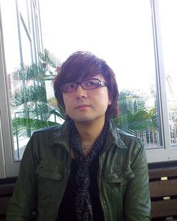 Mitsuda_photo2012-2.jpg